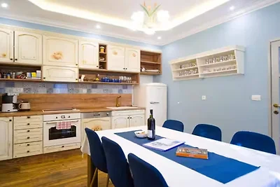 Deluxe apartment Marghareta - Three Bedroom A...