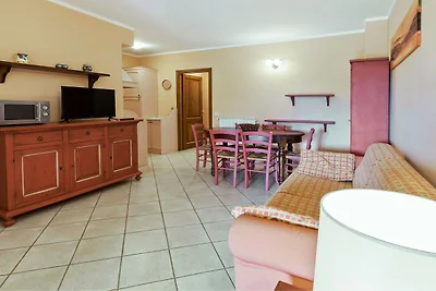 Piacevole casa vacanze a Sorano con piscina