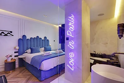 Suite mit Klimaanlage und Whirlpool Beaubourg...