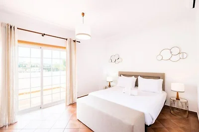 Villa bei Albufeira mit Pool & Tennis