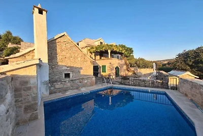 Glicinia mit Hydromassage-Pool