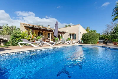Villa in ruhiger Lage