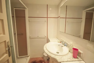 Appartement in Pals bij rustige strand