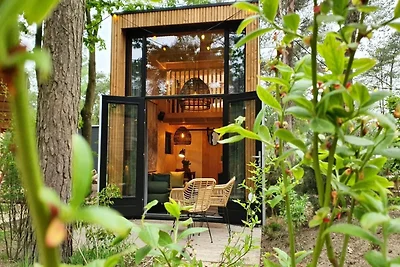 Minihaus mit gemeinsamem Whirlpool