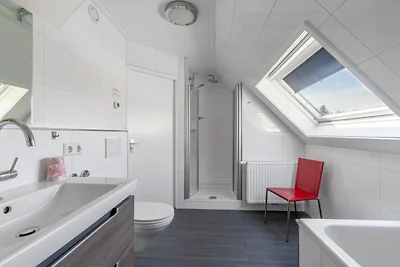 Charmante Villa in der Nähe von Meer und Wald