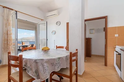 Ferienwohnung mit 2 Schlafzimmer