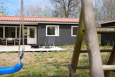 4 persoons vakantie huis in Aakirkeby-By...