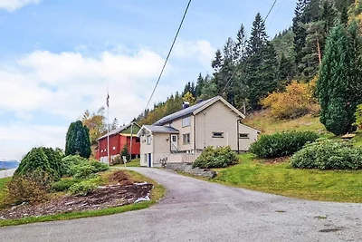 8 Personen Ferienhaus in EIDSVÅG