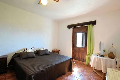 Casa vacanza con vista sulle montagne ad...