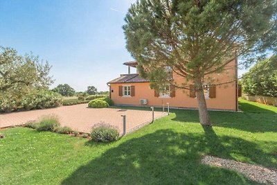 Villa in Kastelir with Swimming Pool