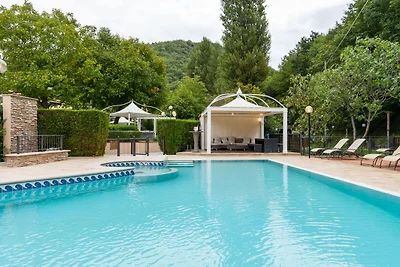 Apartment in einem Resort mit Swimmingpool