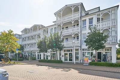 Ferienwohnung im Seepark Sellin mit Balkon