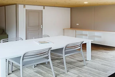 Villa mit privater Terrasse und...