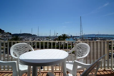 Appartement in Estartit vlakbij het strand
