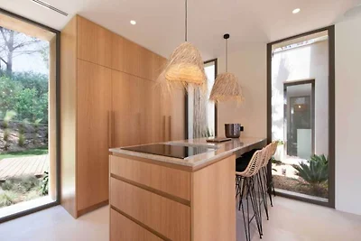 Prestige-Villa mit Klimaanlage, 12 Zimmer, Po...