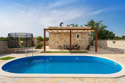 Ländliche Villa in der Nähe von Benkovac