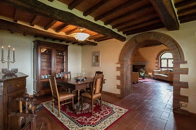 Bellissima villa con piscina a Cortona