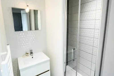 Renoviertes Apt. mit Stein, AC für 2