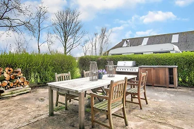 Gemütliches Ferienhaus in Sint Maartensvlotbr...