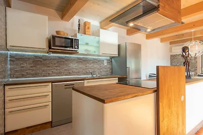 Family-Friendly Serene Retreat Holiday Home -...