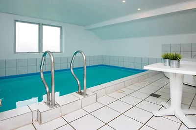 Luxuriöses Refugium mit Pool