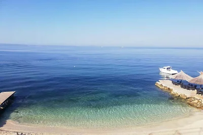 Wohnung in Rogoznica, am Strand