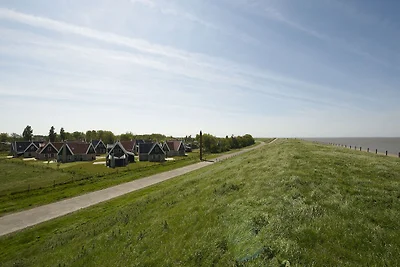 Villa in Hippolytushoef mit Meeresstrand