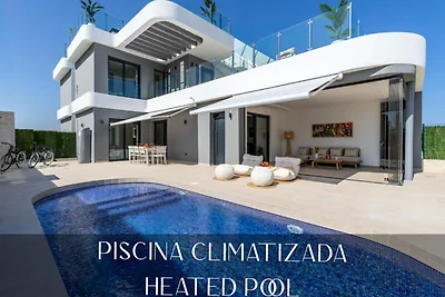 Villa a Los Alcázares con Piscina