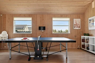 22 Personen Ferienhaus in Løkken