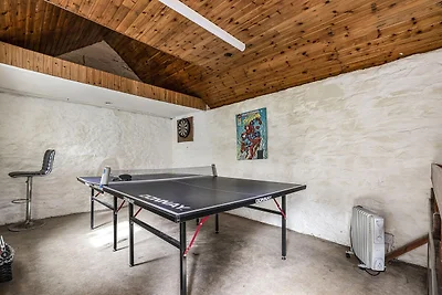 Scheunen-Ferienhaus mit Whirlpool