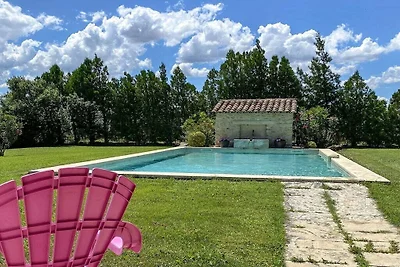 Isle sur la Sorgue mit Pool