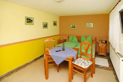 Bungalow in Lübben mit einer Terrasse