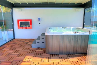 Villa in Diano Marina mit Schwimmbecken