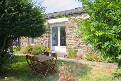 Stenen huis bij Les Godelins, Goëlo-kust