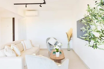 Apartment in Golfe-Juan mit Meerblick