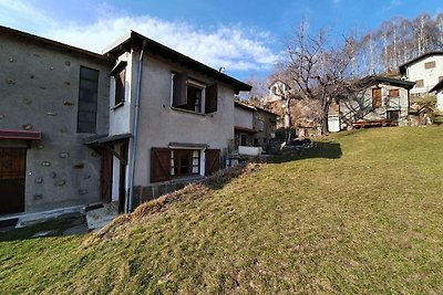 Traditionelles Ferienhaus mit Garten