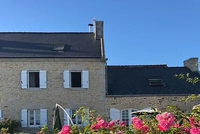 Ferienhaus in Plozevet mit Schwimmbecken