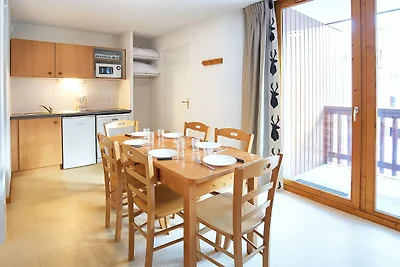 Wohnung mit 2 Zimmern und Balkon