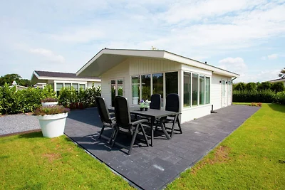 Prachtig chalet in Noordwijk met tuin