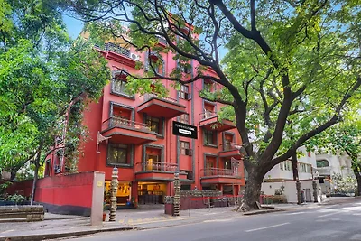 Super casa a schiera Oak Prabhat Road