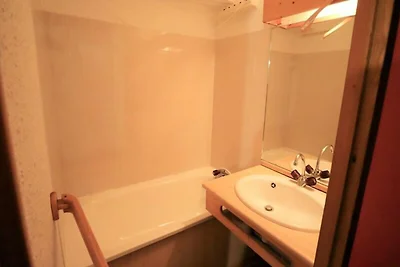 Apartment in den Alpen mit Pool und Blick auf...