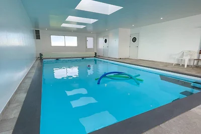 Huis Ploudalmézeau met verwarmd zwembad
