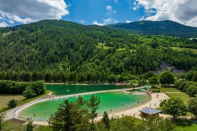 Wohnung in Frankreich mit Bergblick