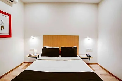 Hotel O Ulsoor Halasuru Station
