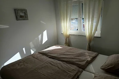 Cozy Apartment Bili - Two Bedroom Apartment