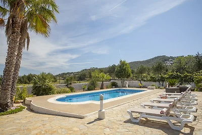 Villa mit 3 Schlafzimmern und Pool in Sant...