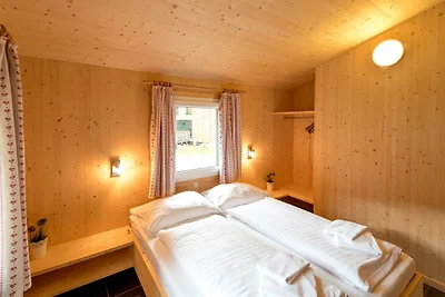 Chalet moderno con vasca idromassaggio