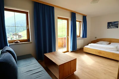 Apartment in Neustift mit Balkon