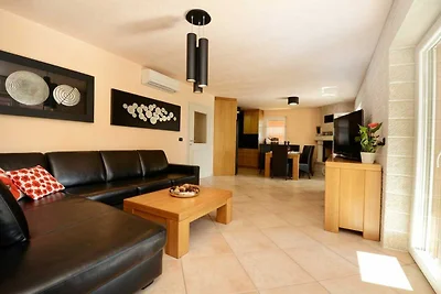 Geweldige villa met balkon