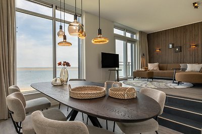 Luxusapartment mit Blick auf das Wasser